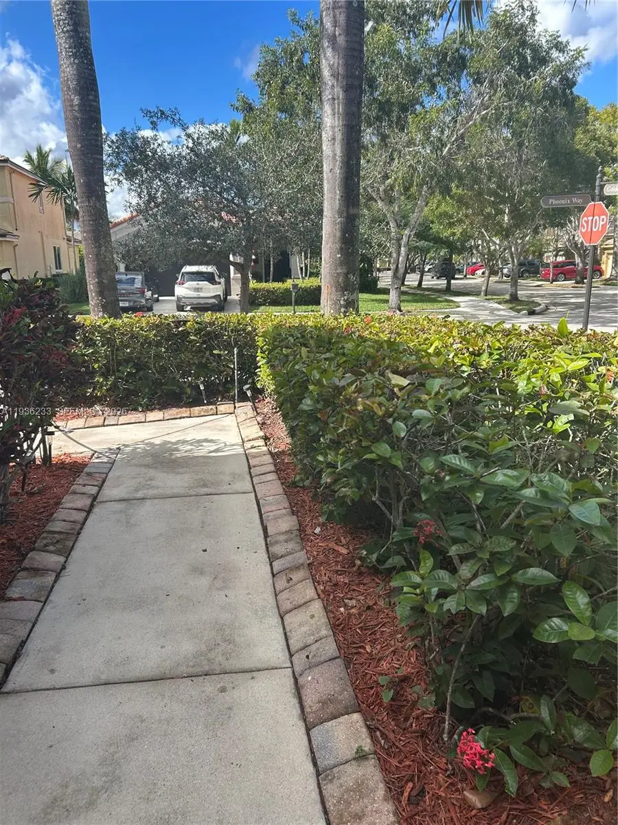 948 NW Phoenix Way, Weston, FL 33327 - #2