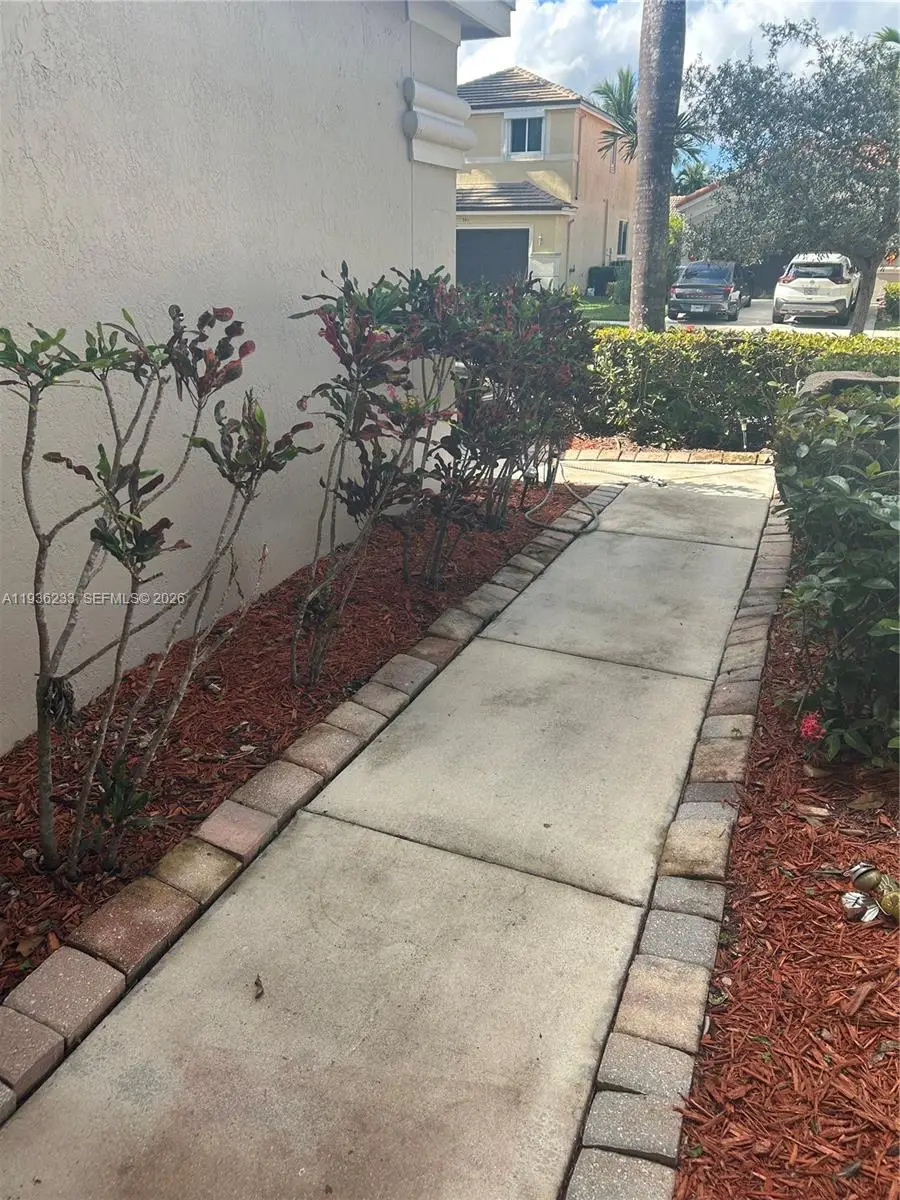 948 NW Phoenix Way, Weston, FL 33327 - #3