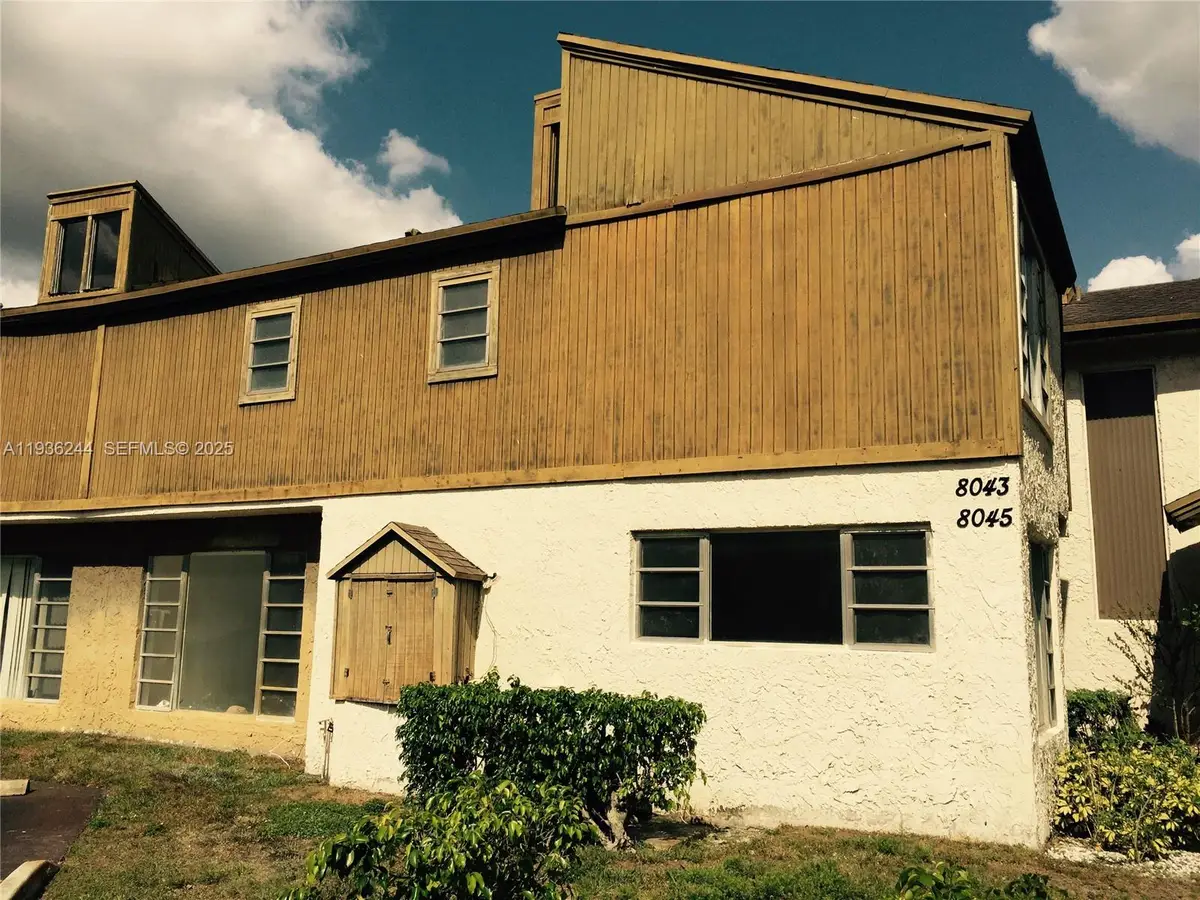 8043 Lagos De Campo Blvd #F-3, Tamarac, FL 33321 - Image #1