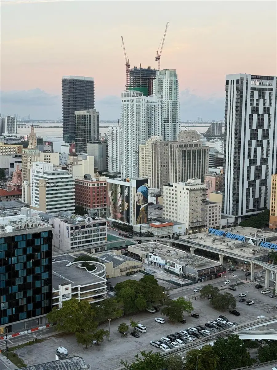 350 S Miami Ave #3307, Miami, FL 33130 - Image #2