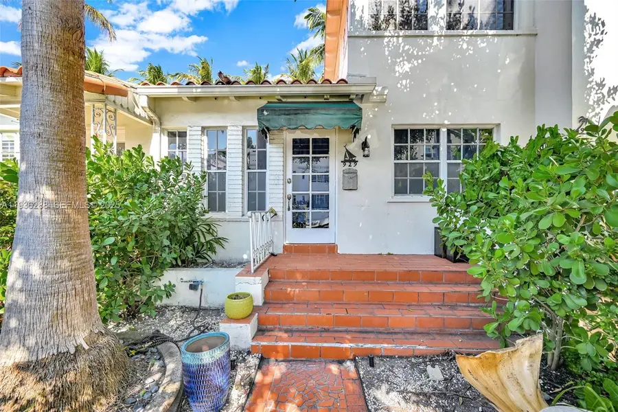 1605 Michigan Ave #929, Miami Beach, FL 33139 - #3