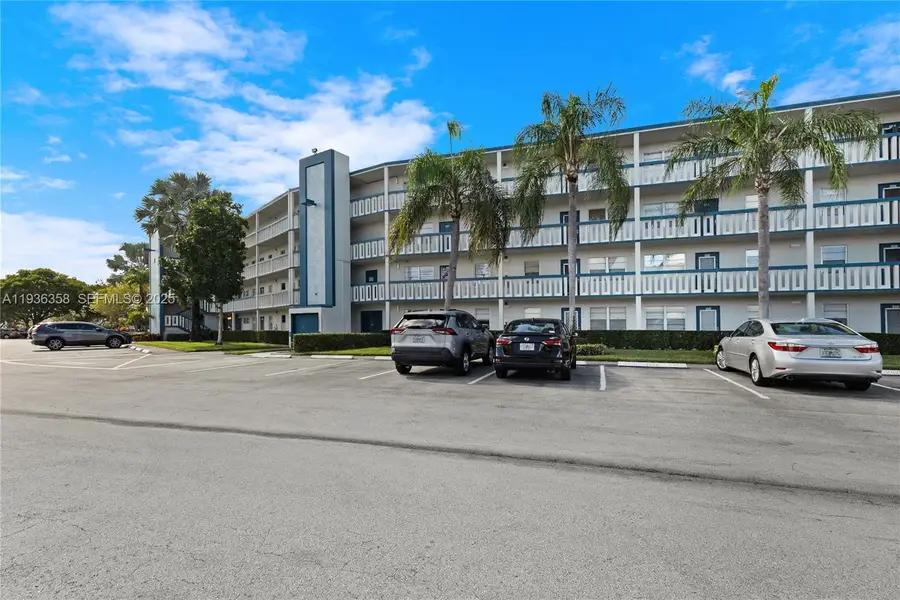 3030 Lincoln B #3030, Boca Raton, FL 33434 - Image #2
