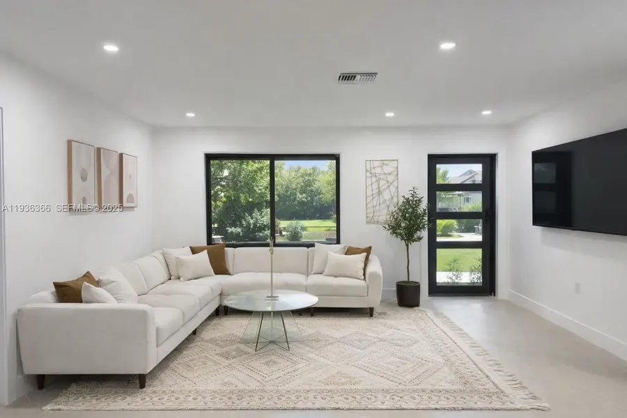 7904 SW 139th Ct, Miami, FL 33183 - Image #2