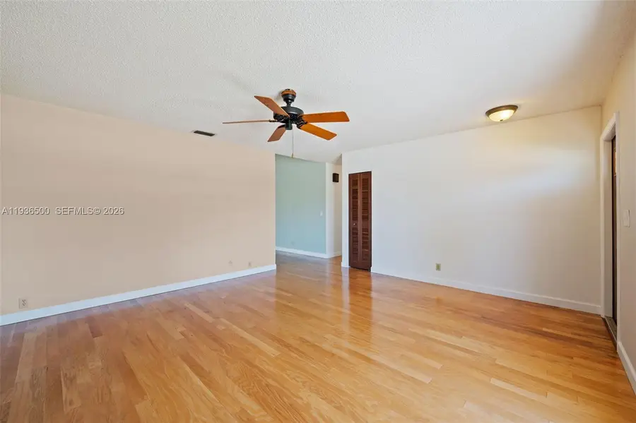 2324 NW 107th Ter, Sunrise, FL 33322 - Image #3