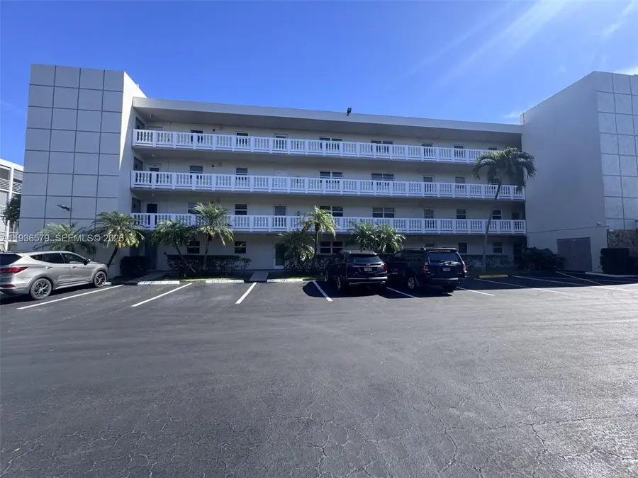 1025 SE 3rd Ave #102, Dania Beach, FL 33004 - #3