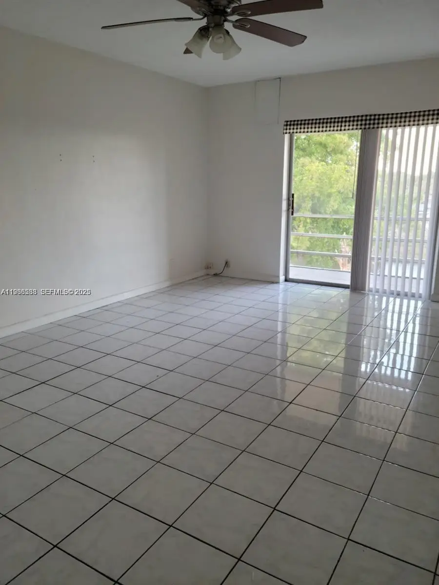 4751 NW 10th Ct #310, Plantation, FL 33313 - Image #3