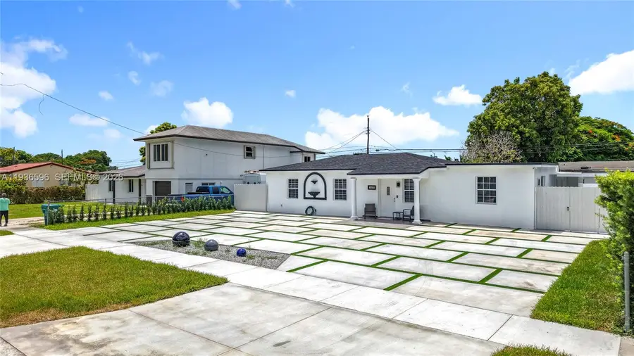 7410 SW 39th St, Miami, FL 33155 - Image #2