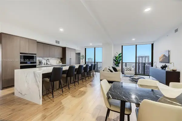 398 NE 5th St #3718-3719, Miami, FL 33132