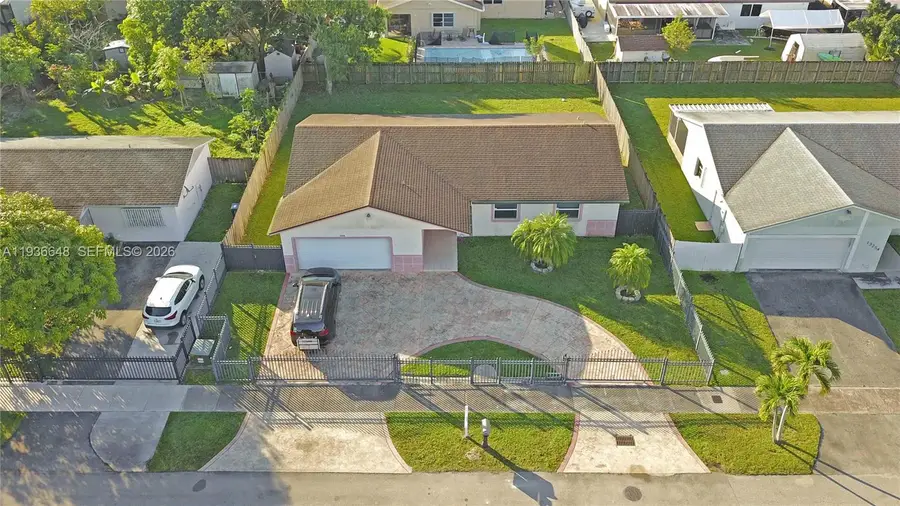 13244 SW 255th Ter, Homestead, FL 33032 - Image #2