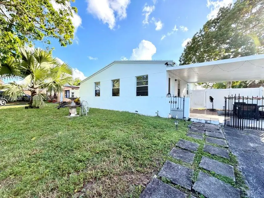 4500 SW 33rd Dr, West Park, FL 33023 - #3