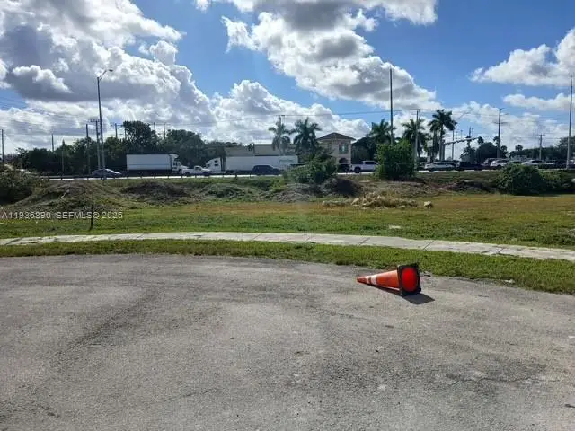 550 SW 136th Pl, Miami, FL 33184 - Image #3