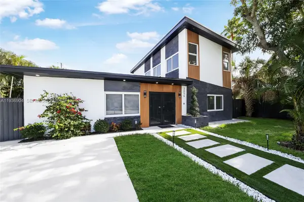 3056 NE 14th Ave, Oakland Park, FL 33334