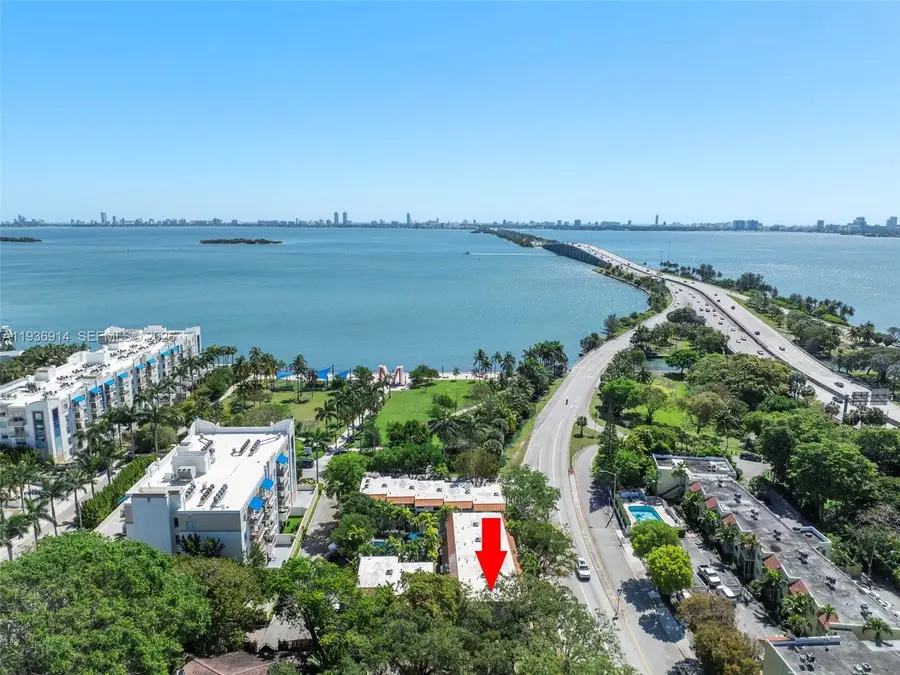 523 NE 38th St #6, Miami, FL 33137 - Image #2