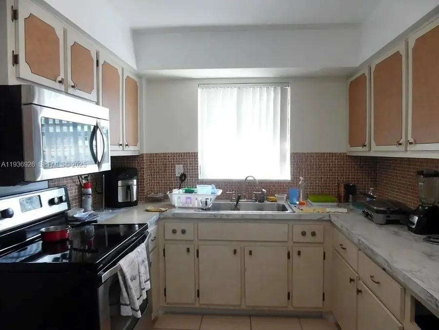 1540 NE 191st St #145, Miami, FL 33179 - Image #3