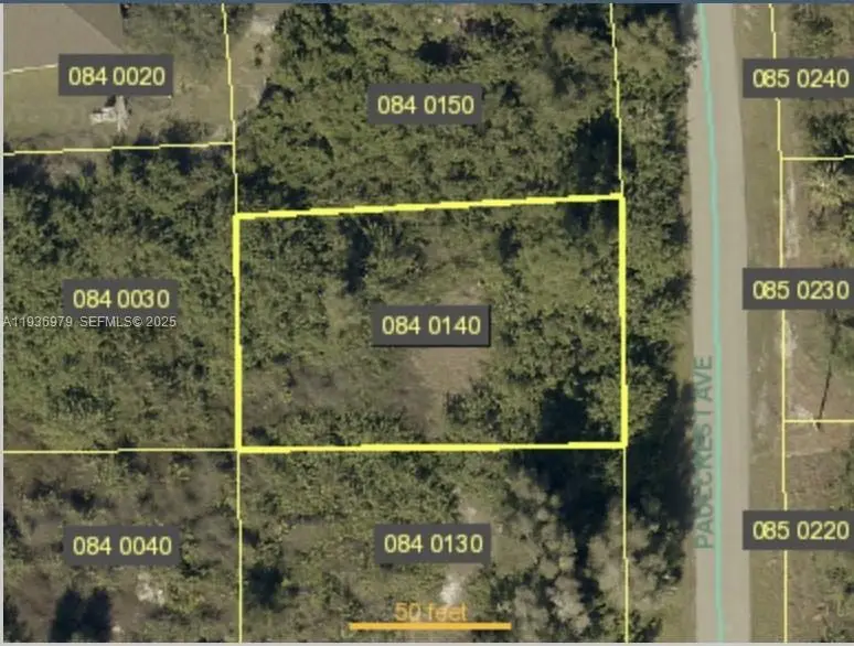 424 Paulcrest Ave, Lehigh Acres, FL 33974 - Image #2