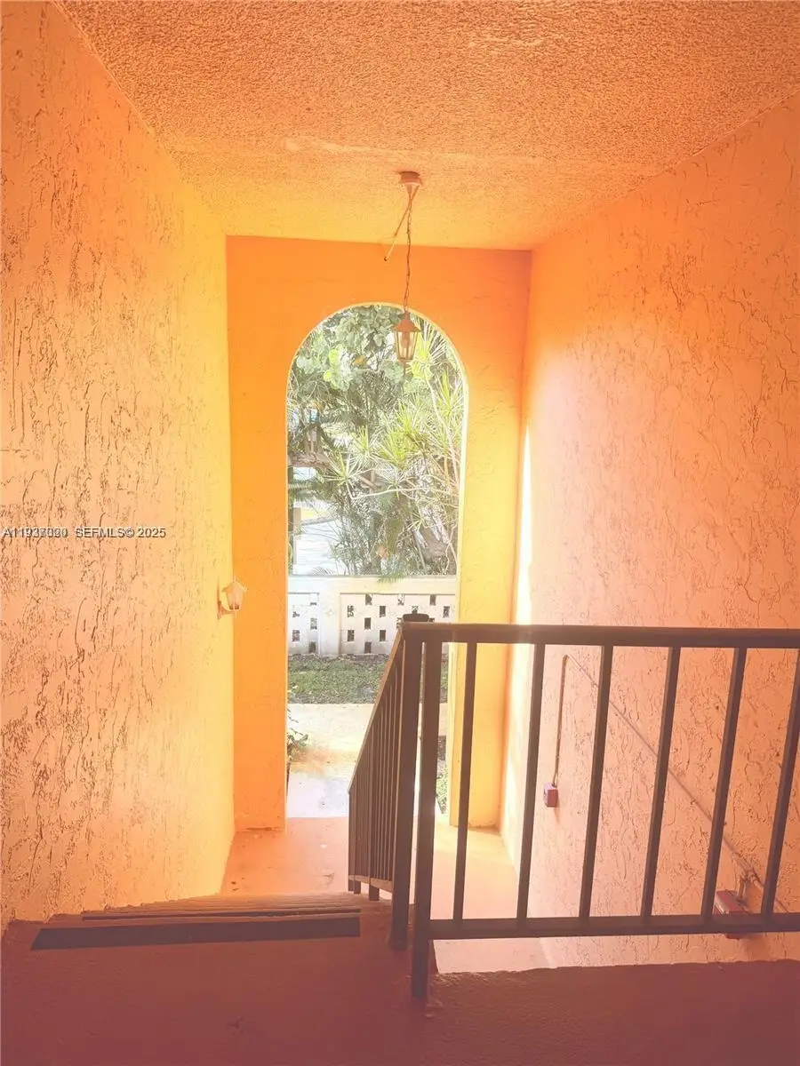 7208 Fairway Dr #I20, Miami Lakes, FL 33014 - Image #1