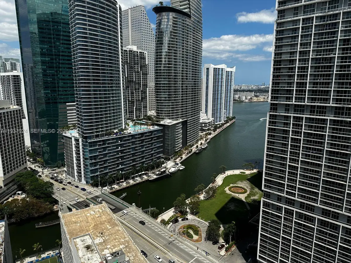 500 Brickell Ave #3307, Miami, FL 33131 - Image #1