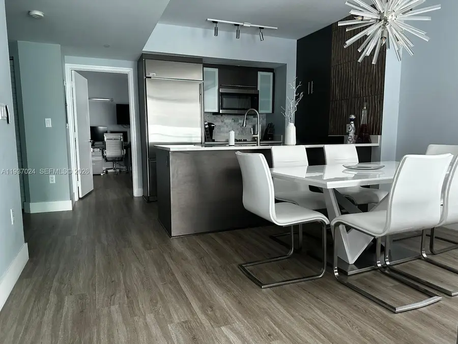 500 Brickell Ave #3307, Miami, FL 33131 - Image #3