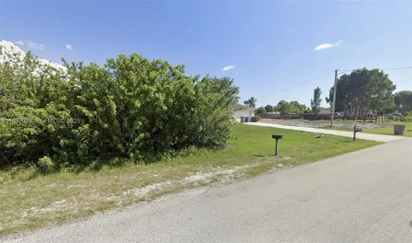222 Grant Blvd, Lehigh Acres, FL 33974
