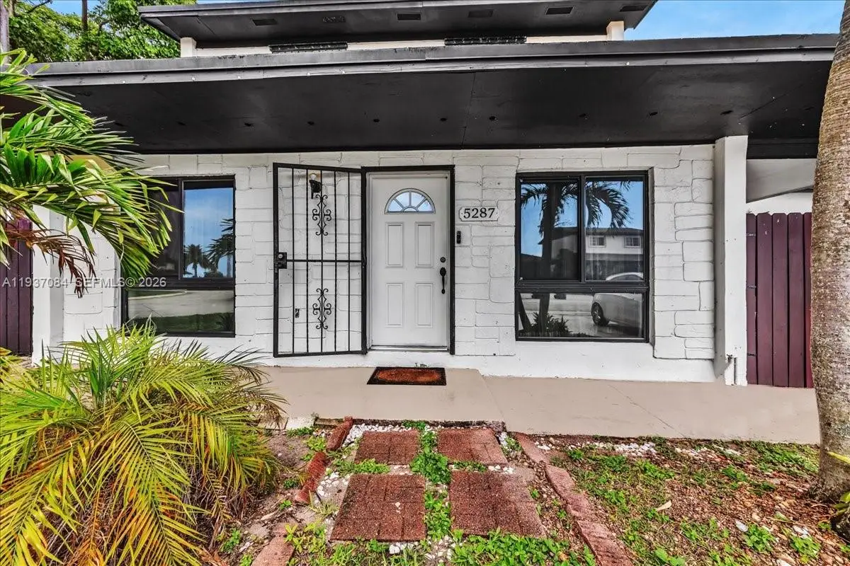 5287 NW 193rd Ln, Miami Gardens, FL 33055 - Image #1