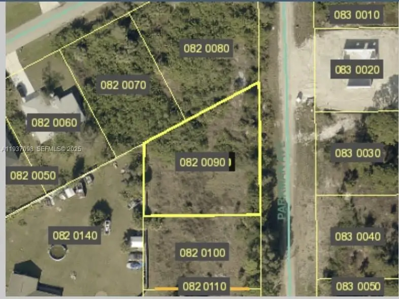 432 Parkman Ave, Lehigh Acres, FL 33974 - Image #1