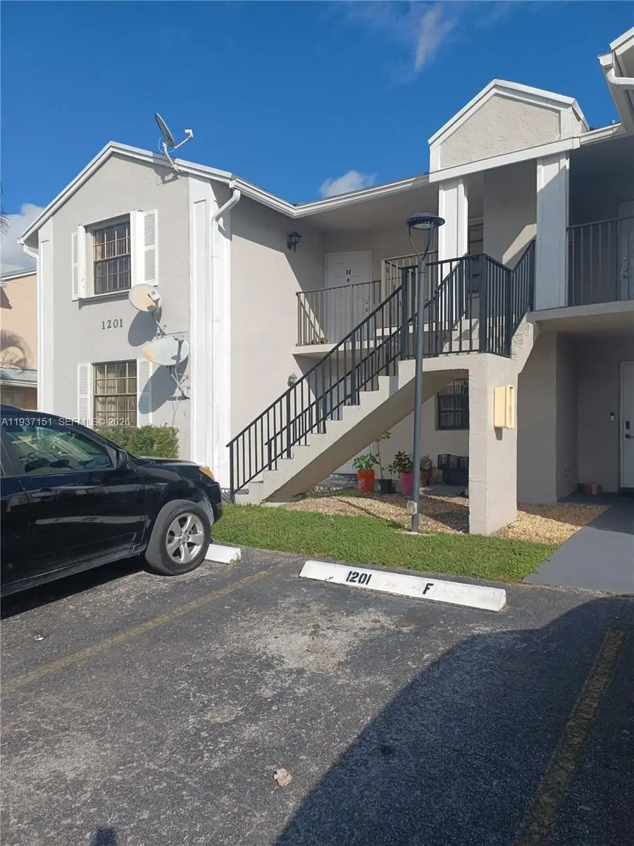 1201 N Liberty Ave #1201E, Homestead, FL 33034 - Image #1