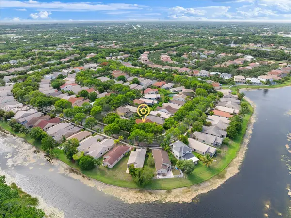 4361 Mahogany Ridge Dr, Weston, FL 33331