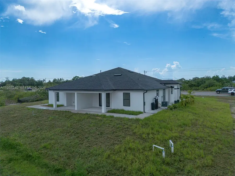 842 844 Alabama Rd S, Lehigh Acres, FL 33974 - Image #2