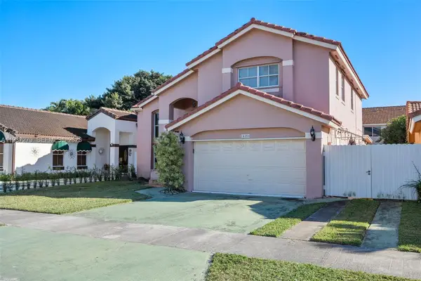 14256 SW 92nd St, Miami, FL 33186