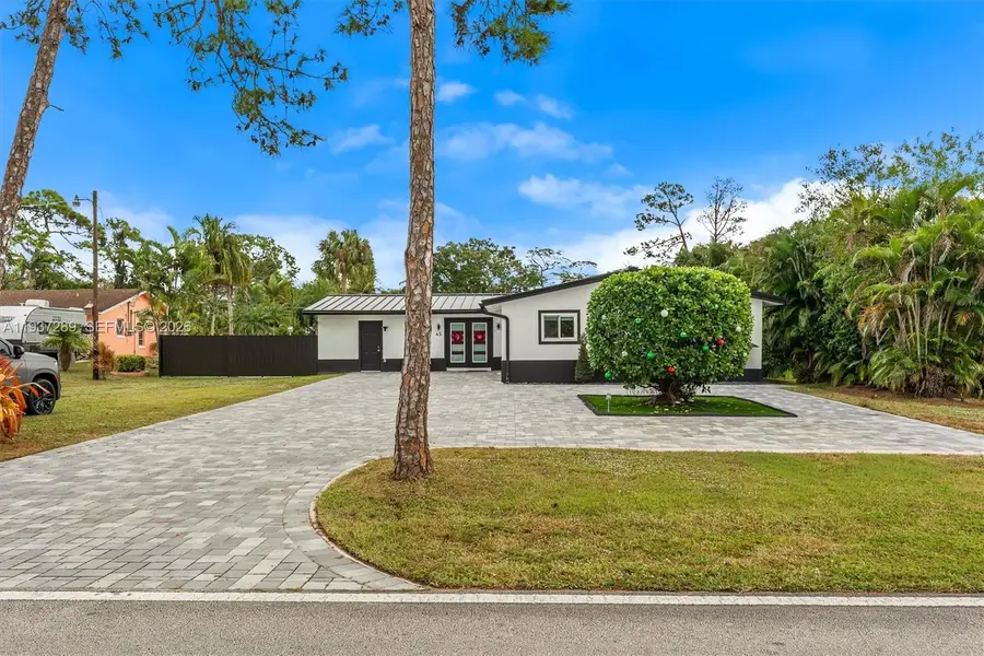 45 Akron Rd, Lake Worth, FL 33467 - Image #3