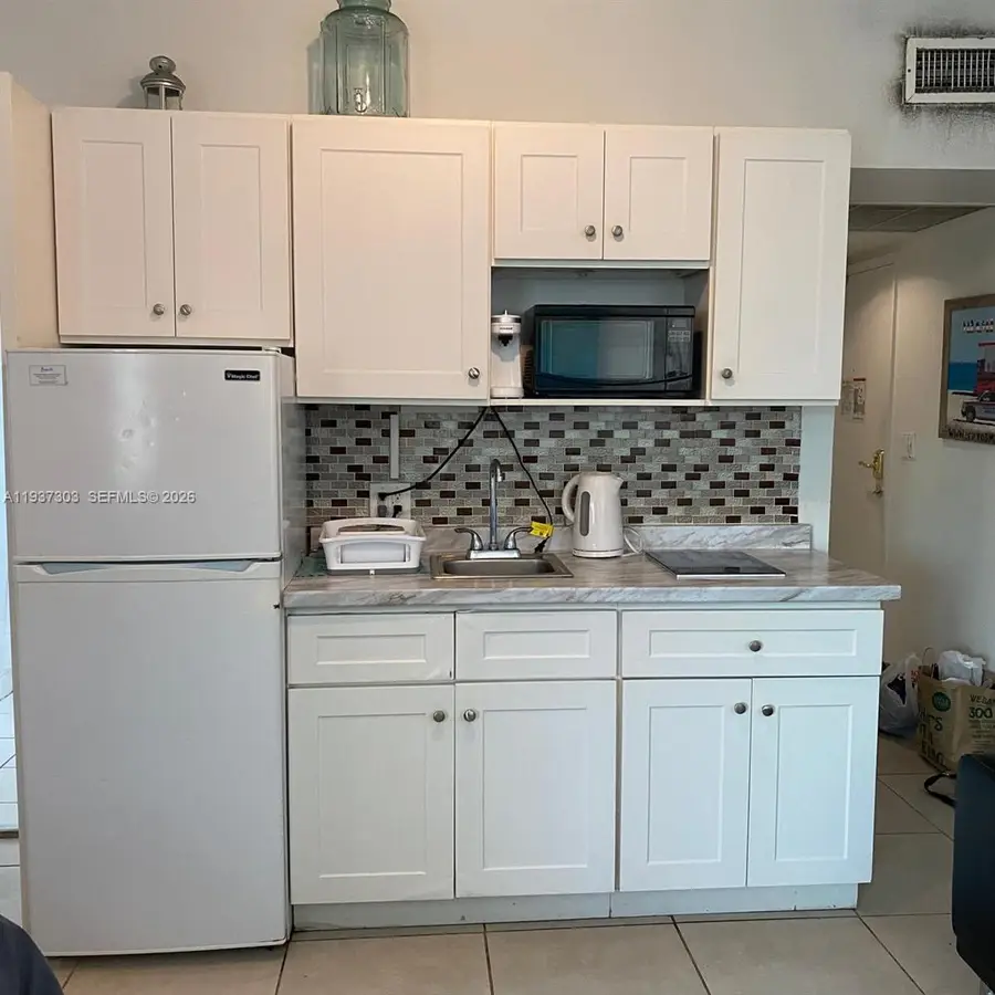 6345 Collins Ave #512, Miami Beach, FL 33141 - Image #2