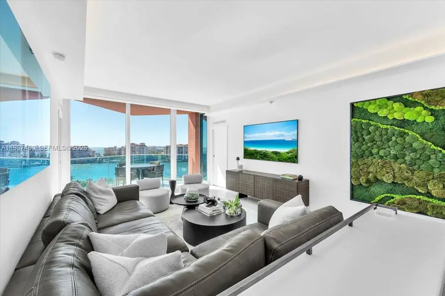 300 S Pointe Dr #1404, Miami Beach, FL 33139 - #2