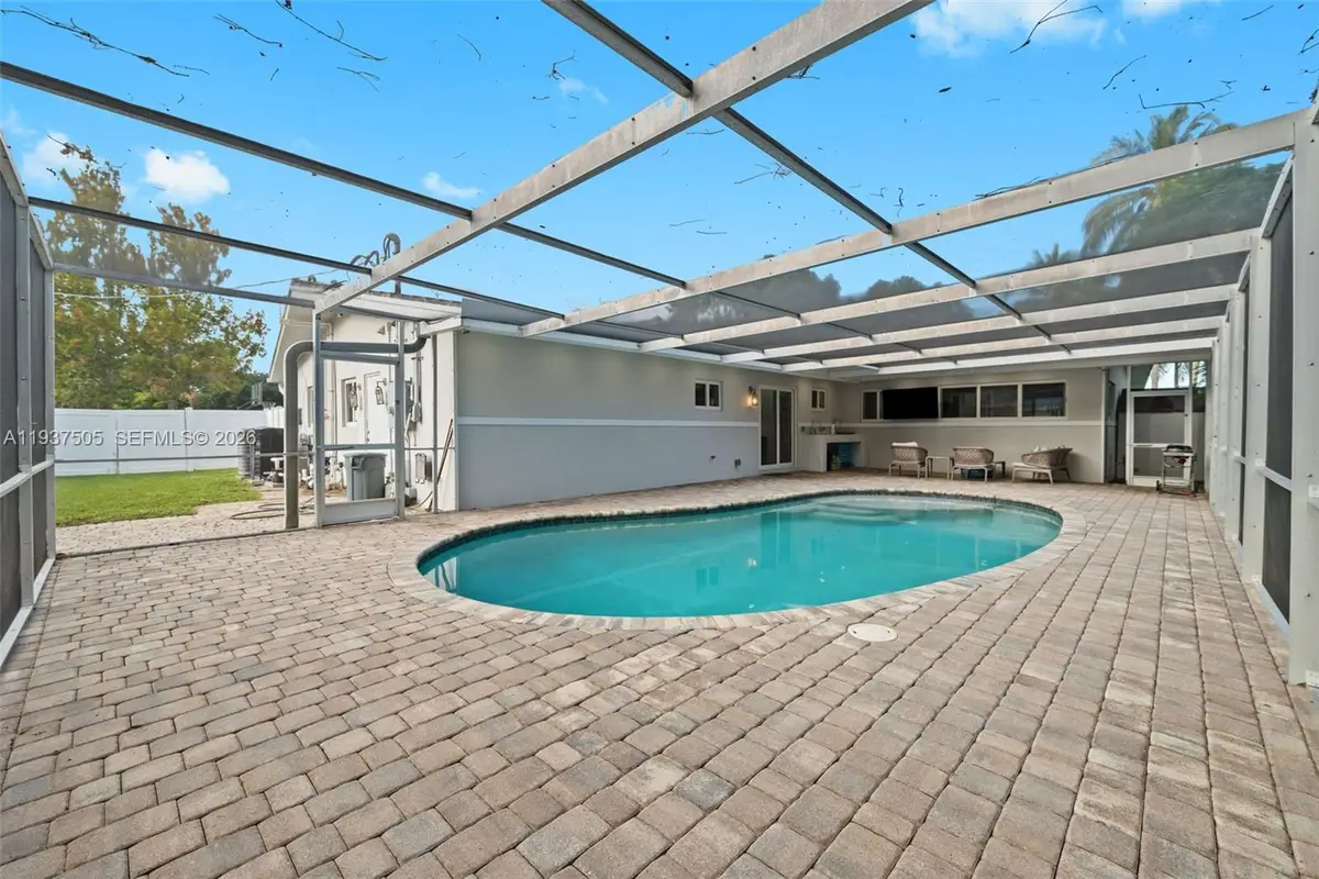 400 SW 62nd Ave, Plantation, FL 33317 - Image #1