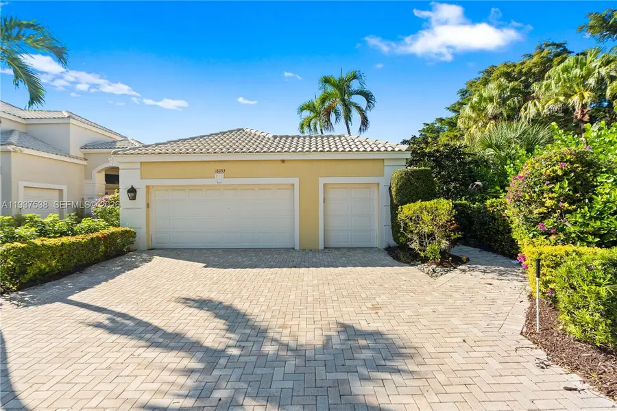 16053 Villa Vizcaya Pl, Delray Beach, FL 33446 - Image #2
