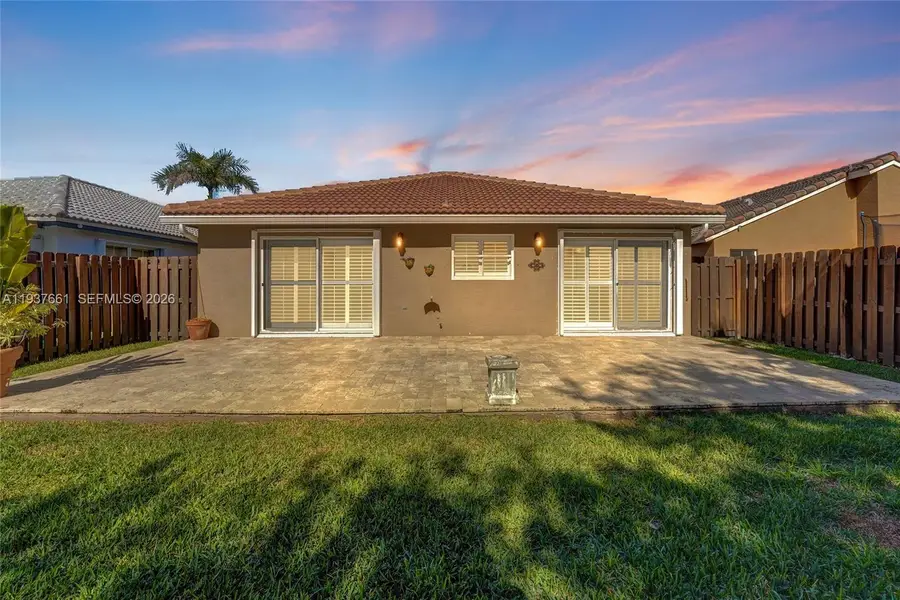 20840 NW 14th St, Pembroke Pines, FL 33029 - Image #2