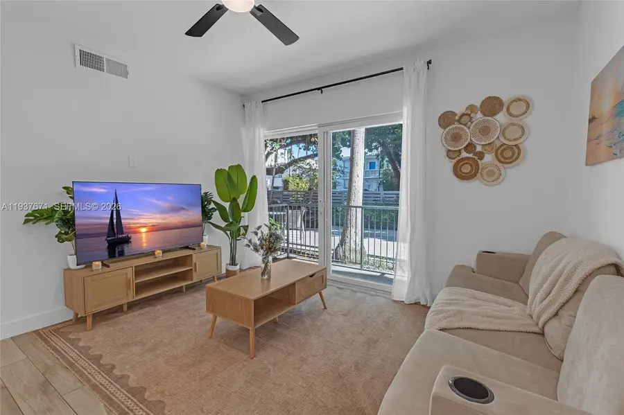 740 Meridian Ave #11, Miami Beach, FL 33139 - #3