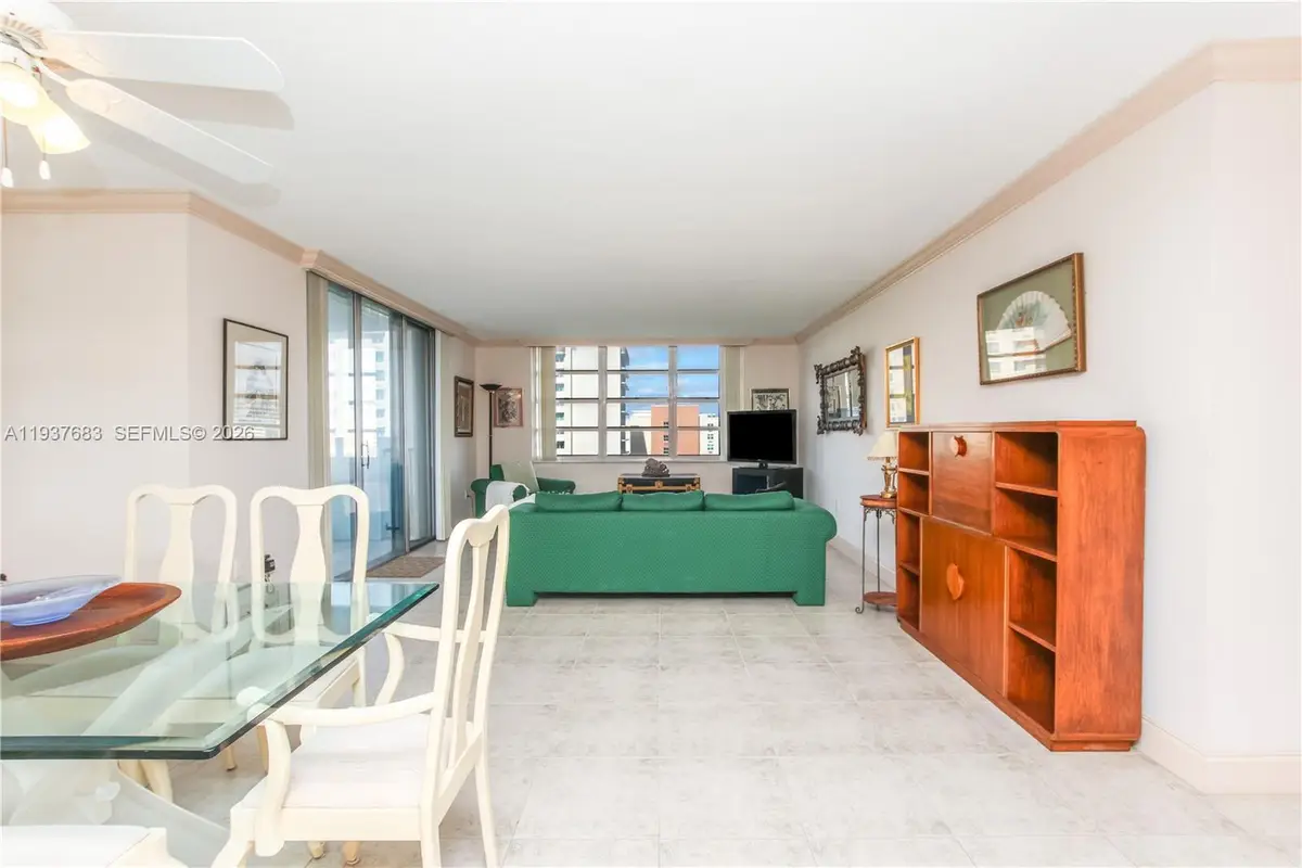 2780 NE 183rd St #901, Aventura, FL 33160 - Image #1