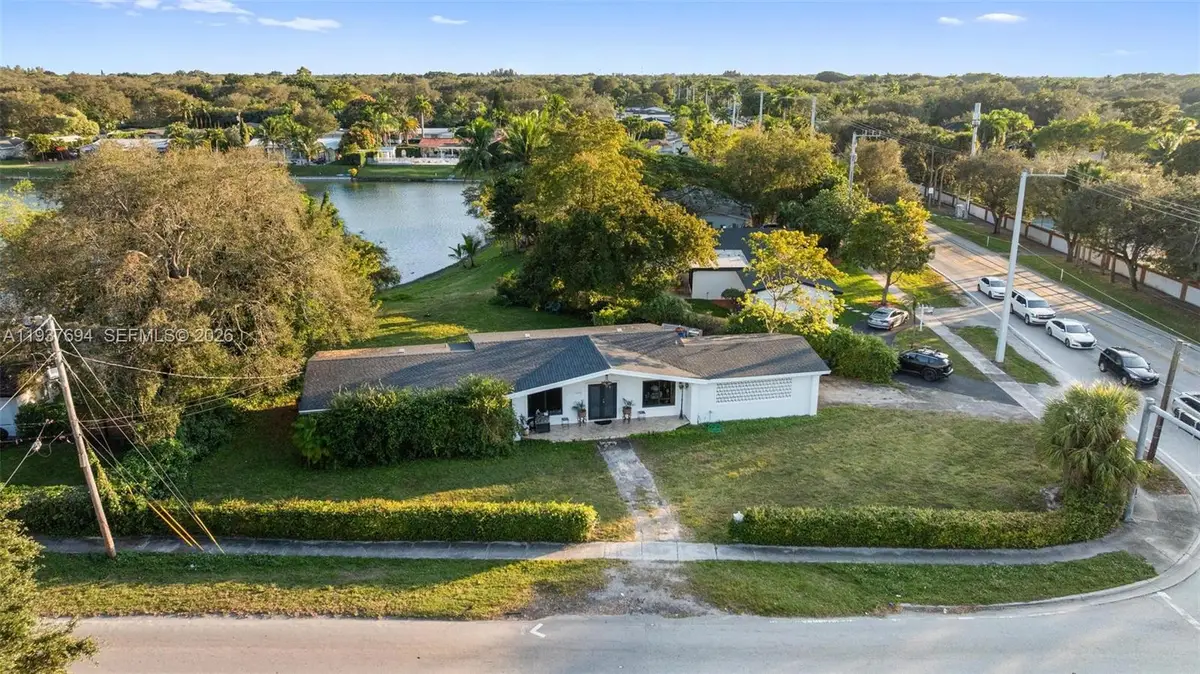 8690 SW 104th St, Miami, FL 33156 - Image #1