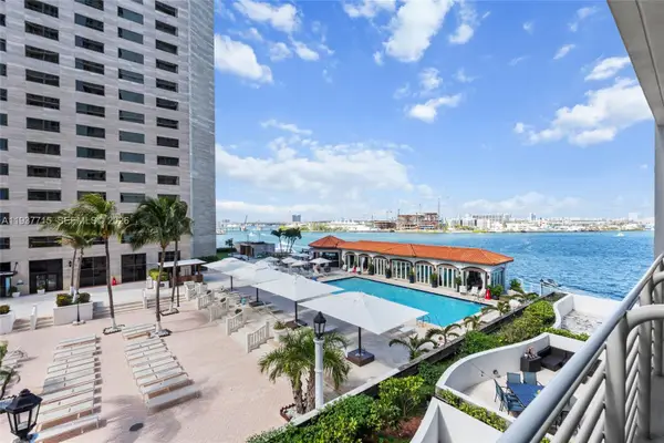 335 S Biscayne Blvd #908, Miami, FL 33131