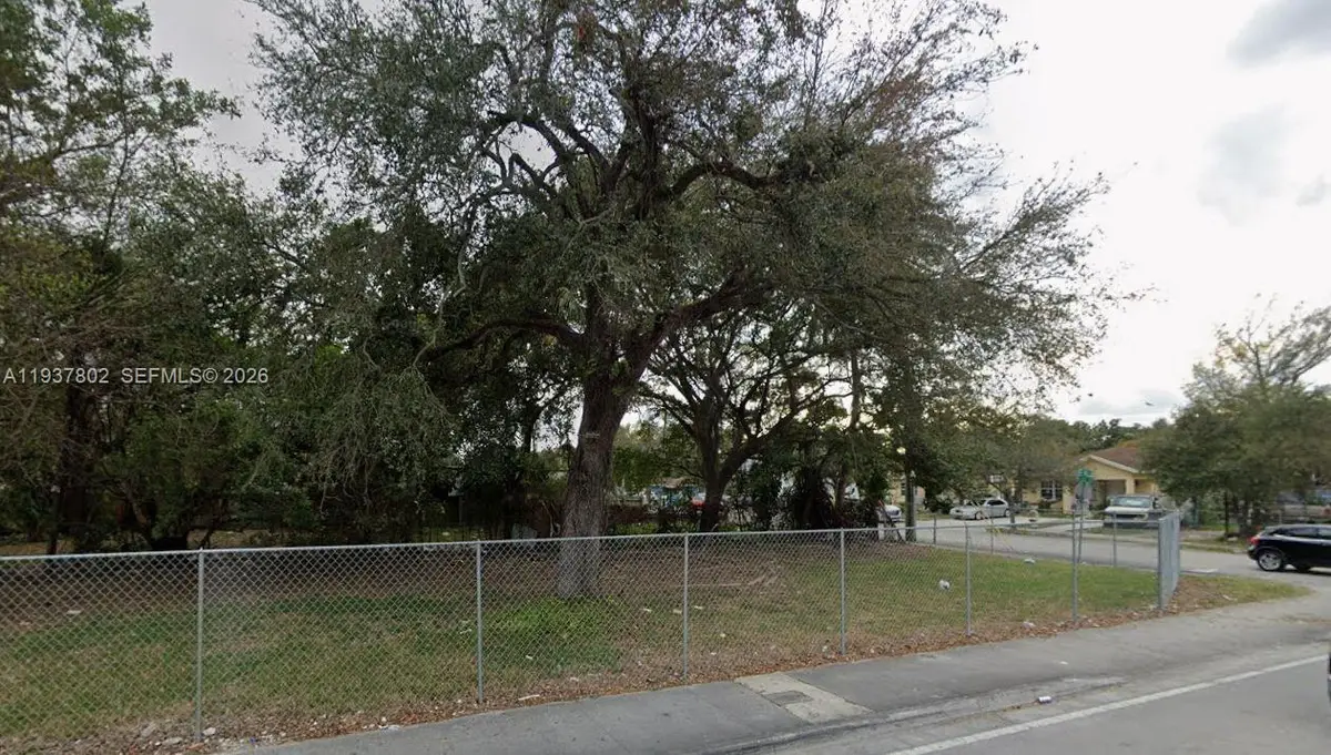 2226 NW 46th St, Miami, FL 33142 - Image #1