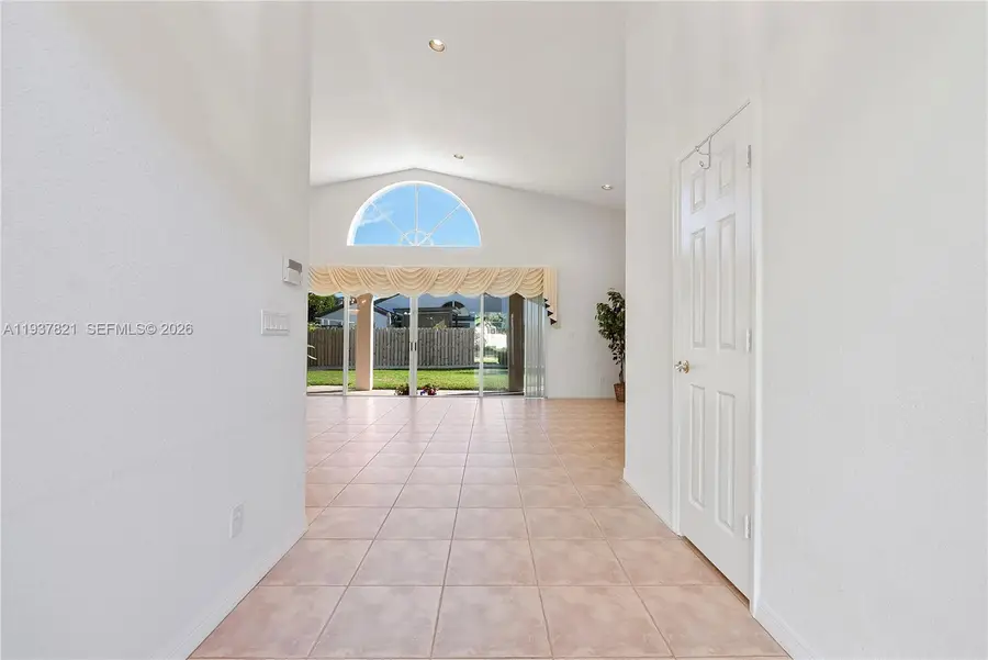 836 NW 131st Ave, Sunrise, FL 33325 - Image #3