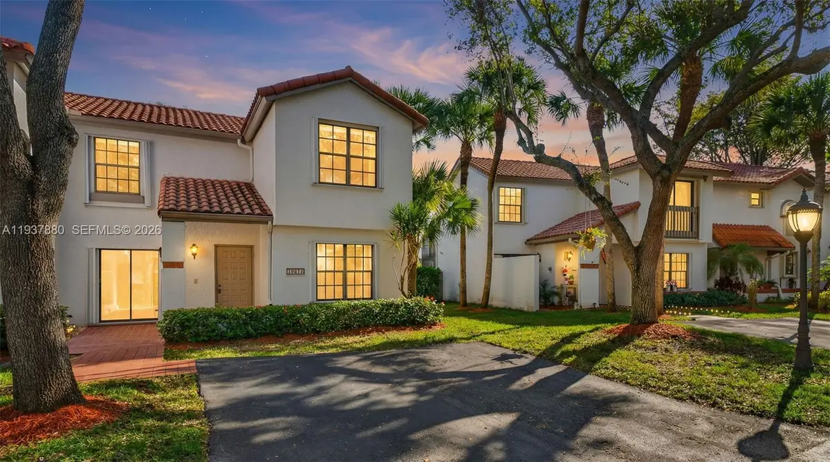 13013 SW 95th Ave, Miami, FL 33176 - Image #1