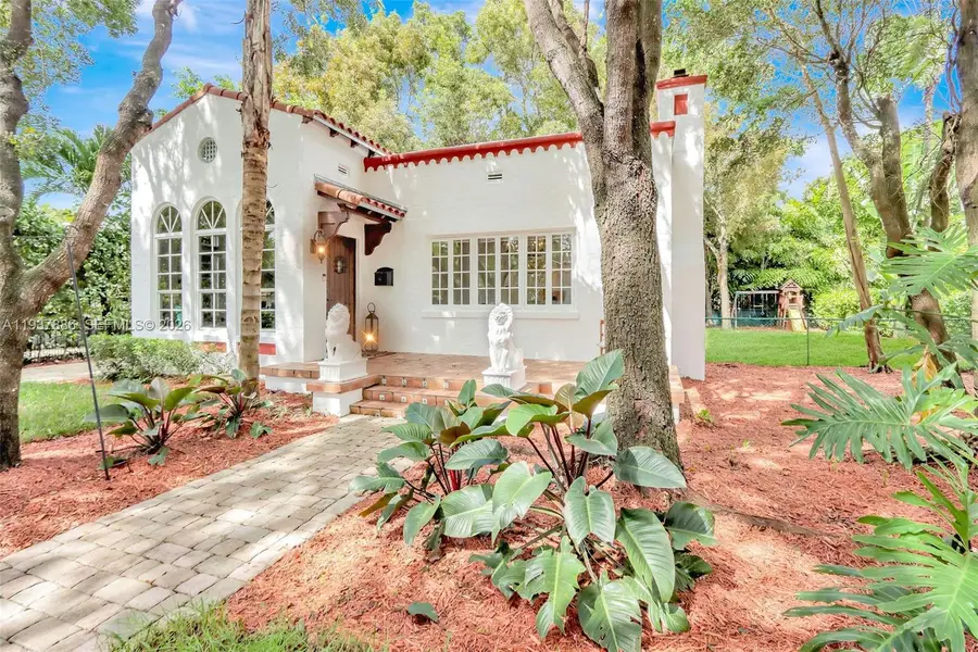 517 Minorca Ave., Coral Gables, FL 33134 - Image #3