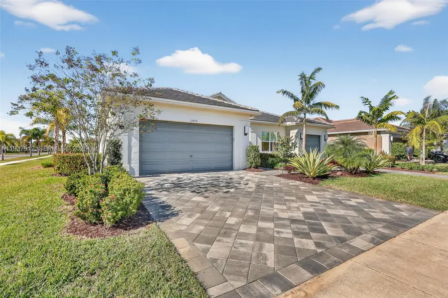 12024 SW Water Lily Ter, Port Saint Lucie, FL 34987 - Image #2