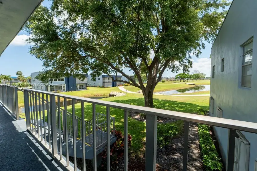 938 Normandy T #T938, Delray Beach, FL 33484 - Image #2