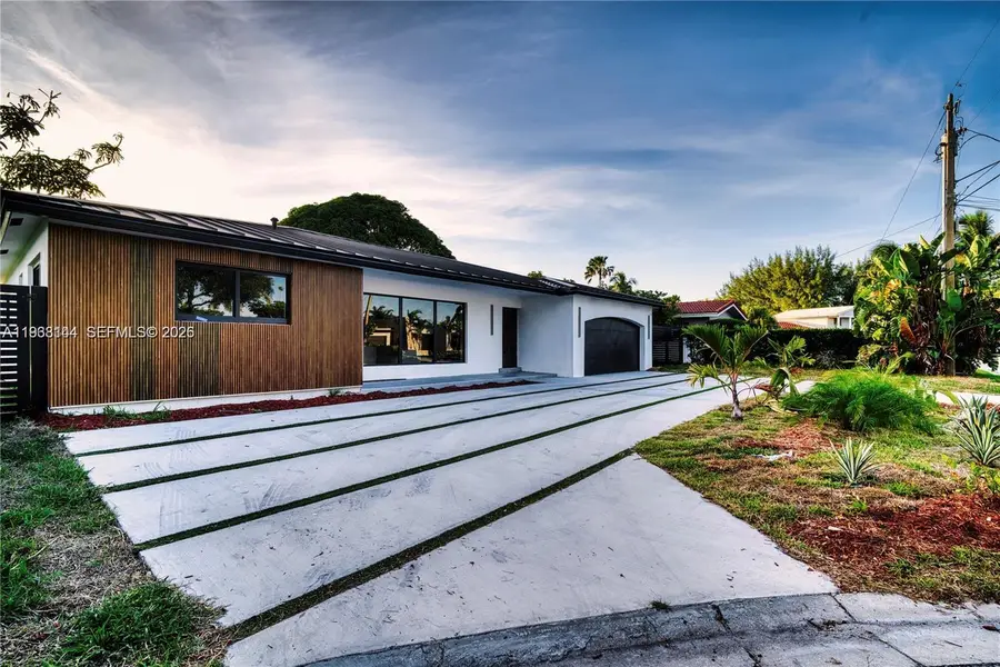 5561 NE 28th Ave, Fort Lauderdale, FL 33308 - Image #3