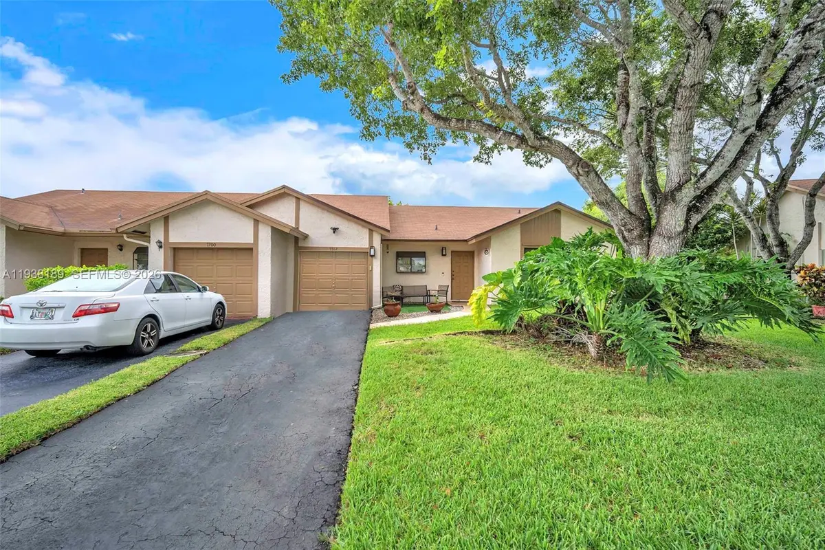 7702 NW 60th St, Tamarac, FL 33321 - Image #1