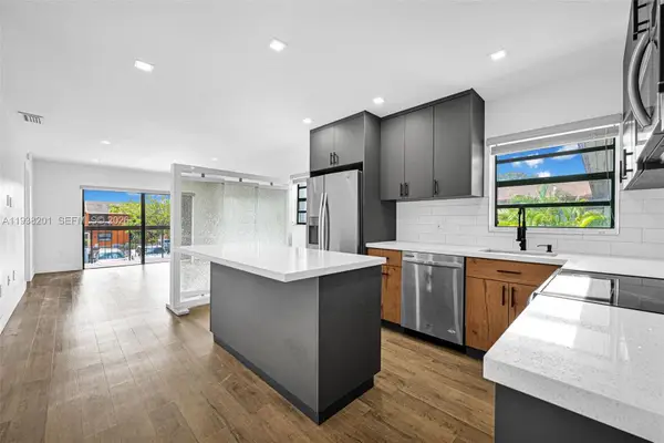 6215 W 24th Ave #206-7, Hialeah, FL 33016