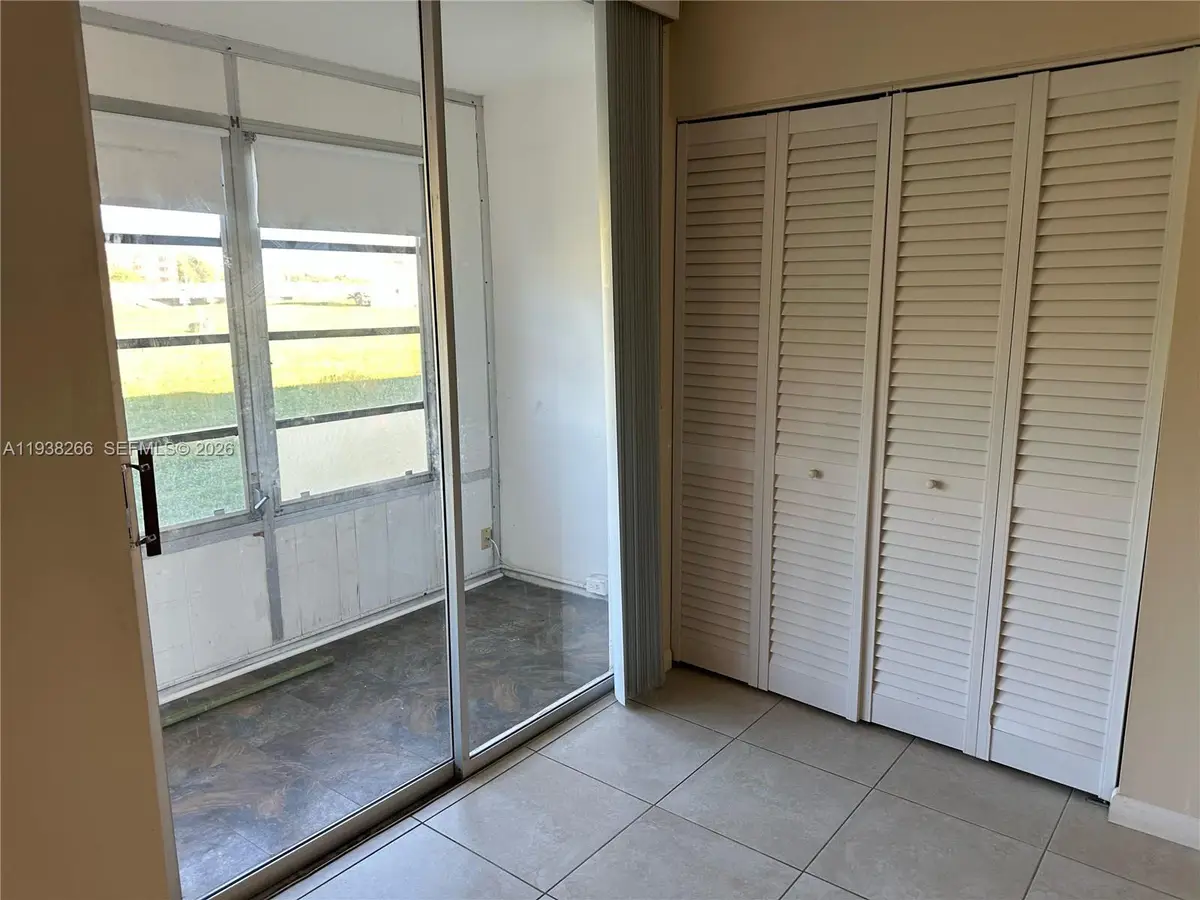 8851 Sunrise Lakes Blvd #112, Sunrise, FL 33322 - Image #1