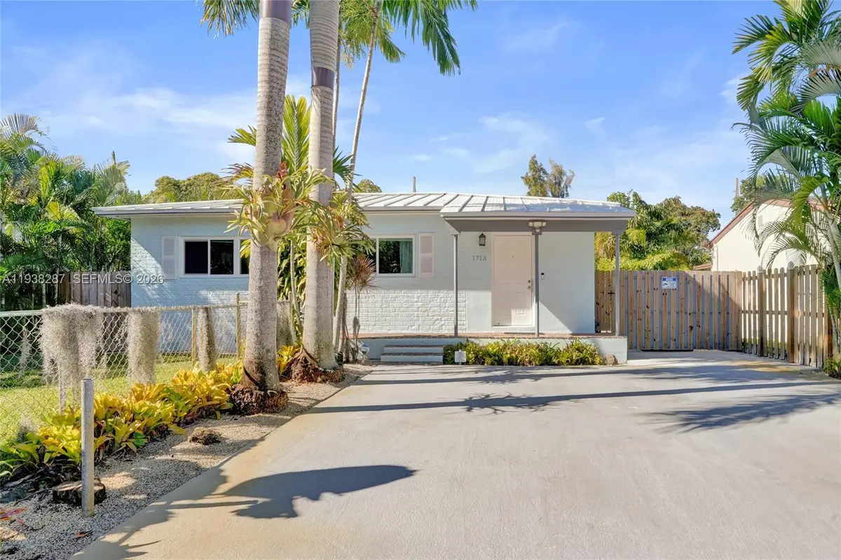 1713 NW 8th Ave, Fort Lauderdale, FL 33311 - Image #1